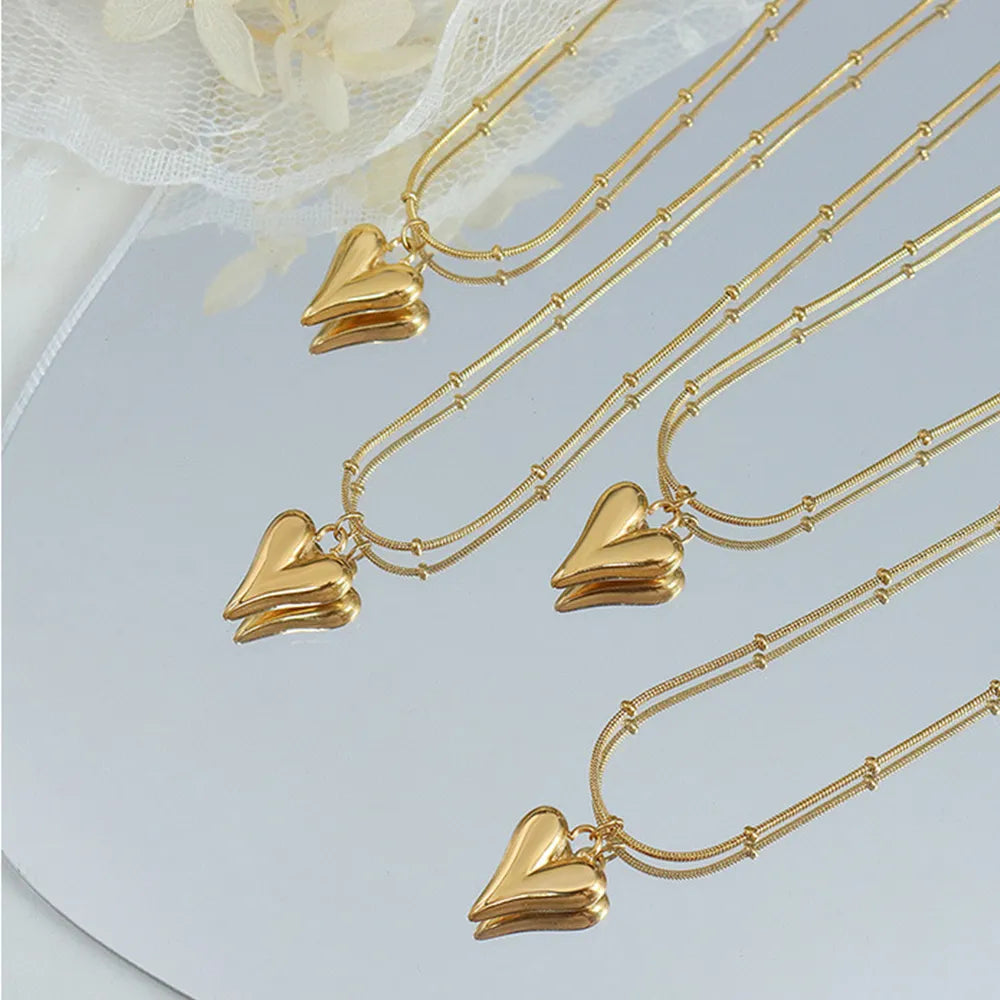 Collar Corazón Minimalista en Oro 18K – Acero Titanio