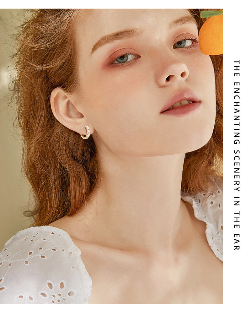 Pendientes Flor Margarita con Moissanita – Plata de Ley 925