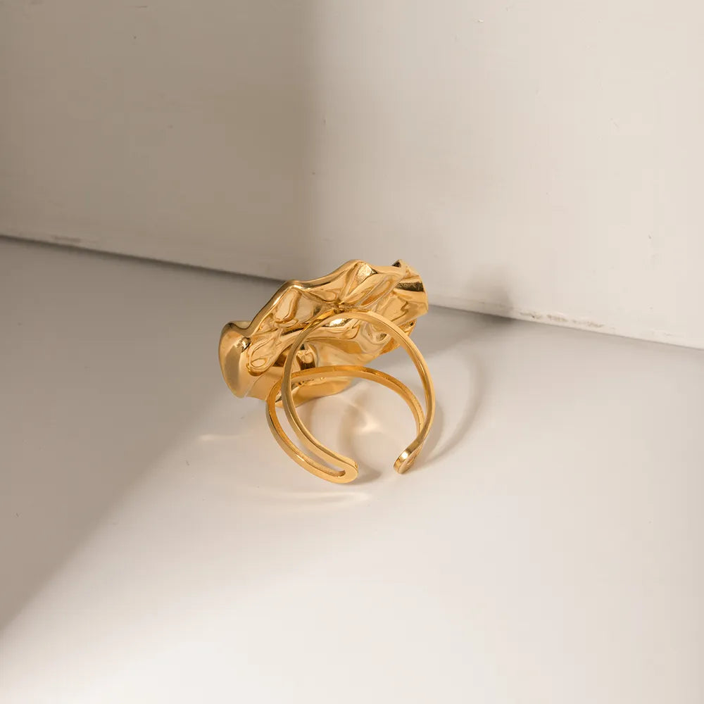 Anillo Abierto Irregular en Acero Inoxidable con Baño de Oro 18K