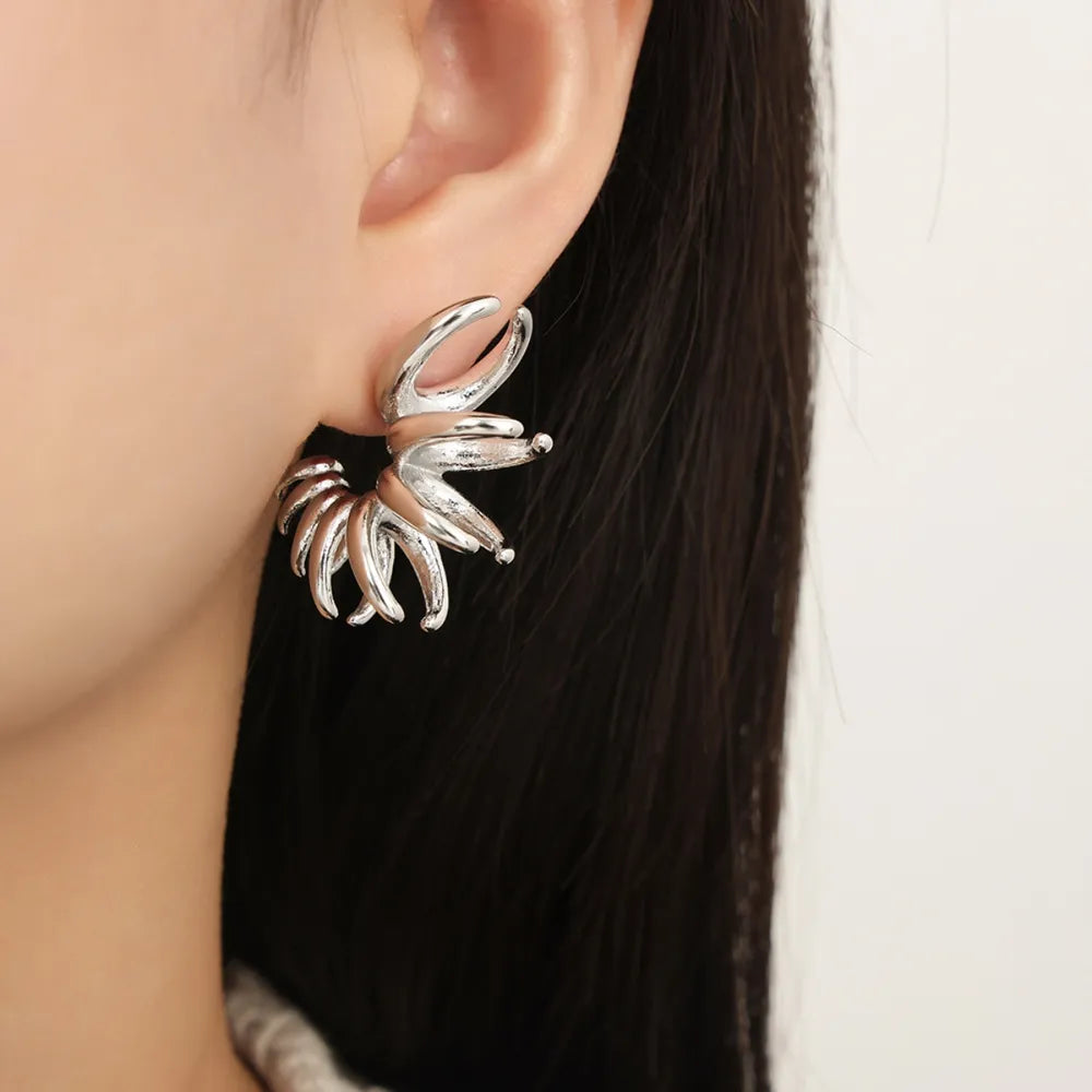 Pendientes Irregulares en Acero de Titanio con Baño de Plata y Oro