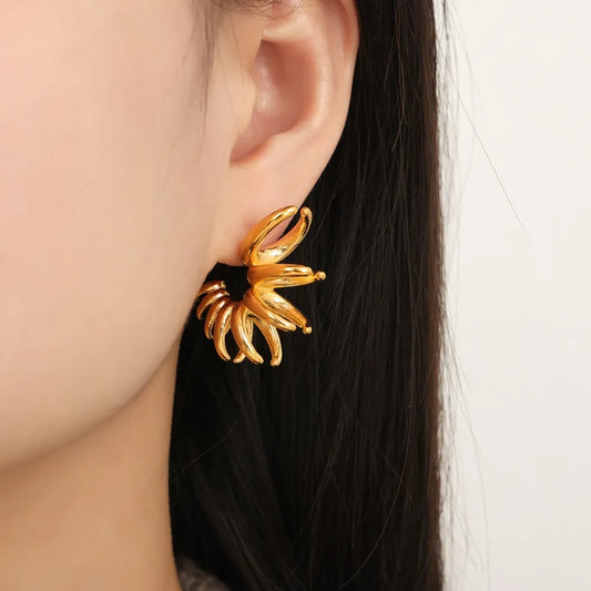 Pendientes Irregulares en Acero de Titanio con Baño de Plata y Oro