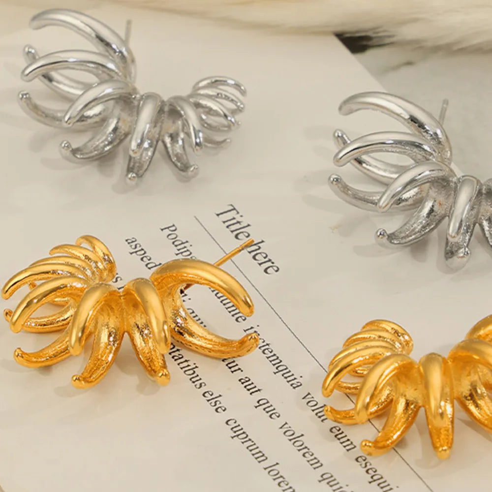 Pendientes Irregulares en Acero de Titanio con Baño de Plata y Oro