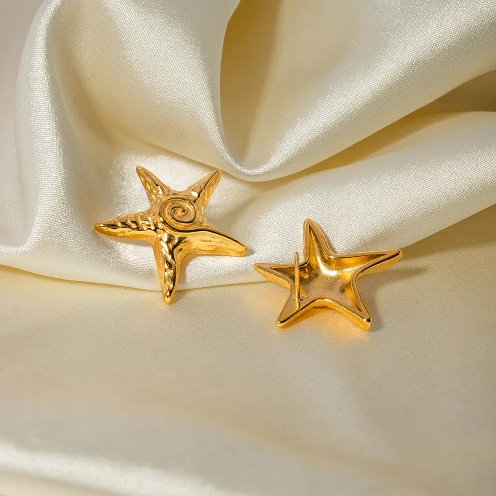 Pendientes Estrella en Acero Inoxidable con Baño de Oro 18K