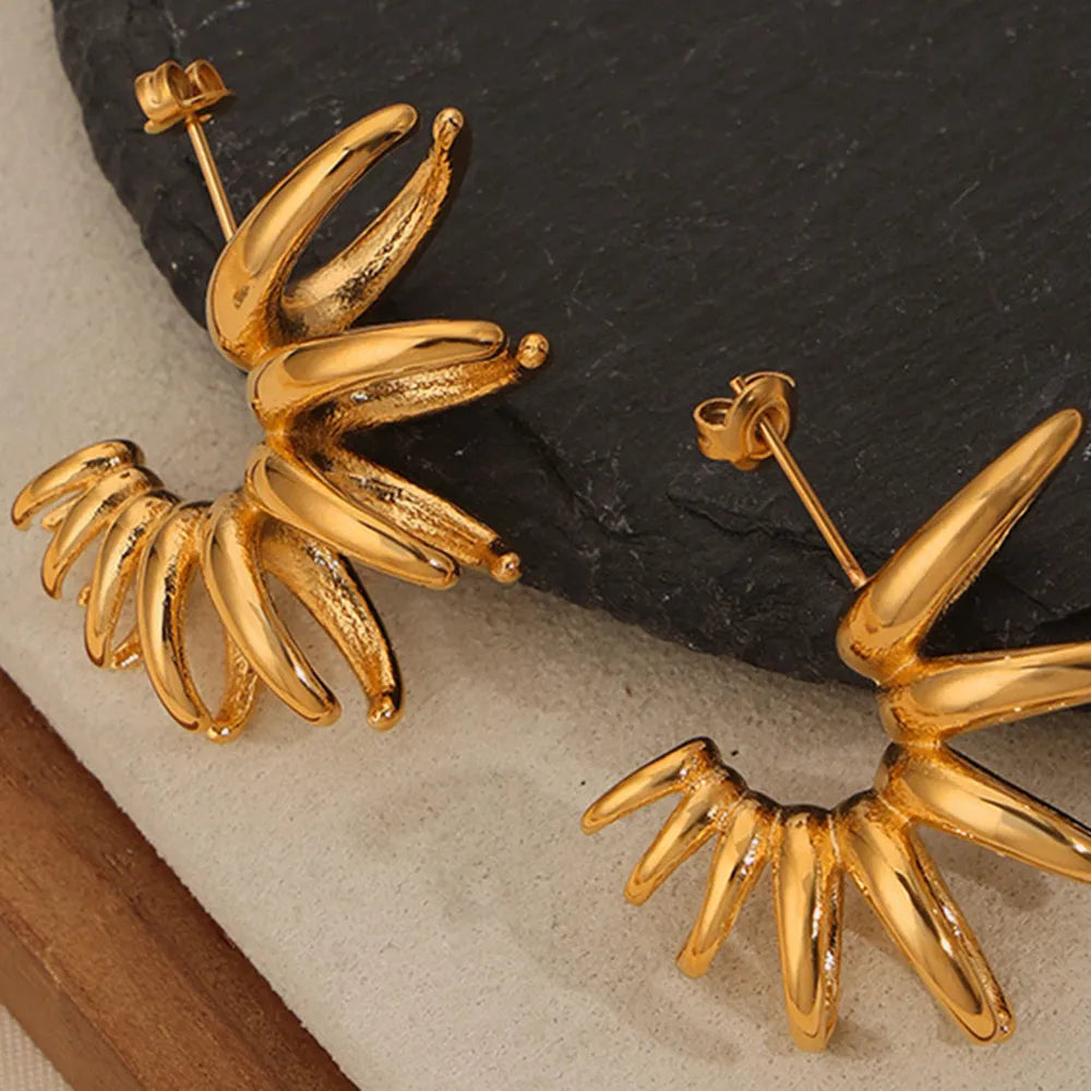 Pendientes Irregulares en Acero de Titanio con Baño de Plata y Oro