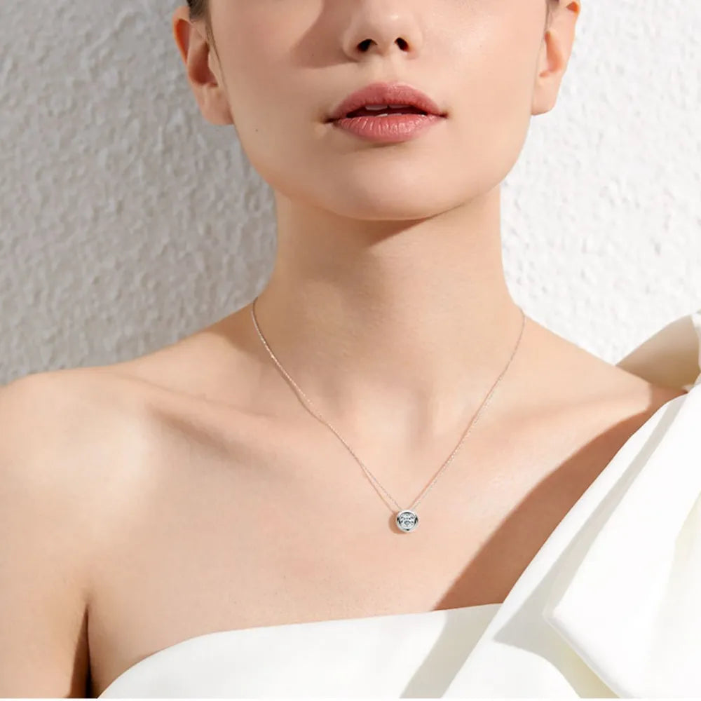 Collar con moissanita de 1 quilate en plata de ley 925