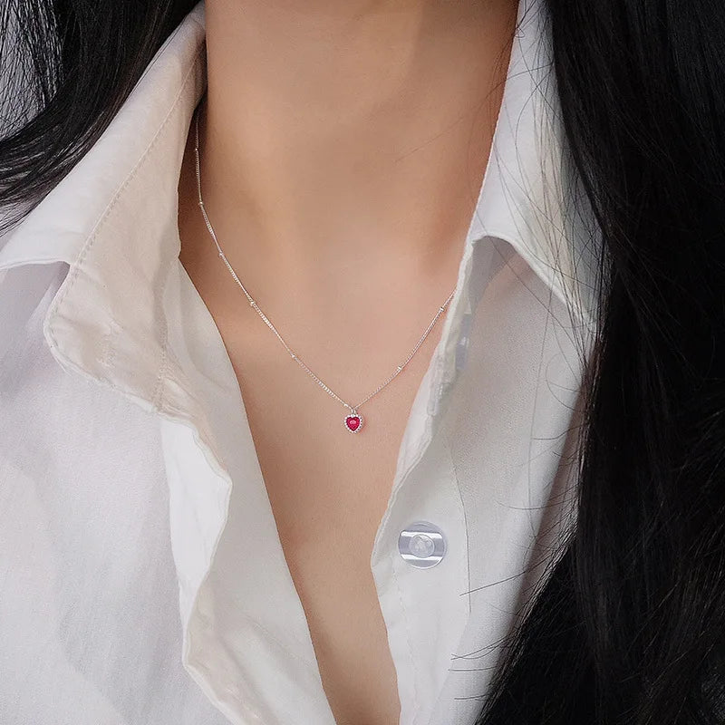 Collar Corazones Entrelazados en Plata 925 con Zirconias – Lujo y Elegancia